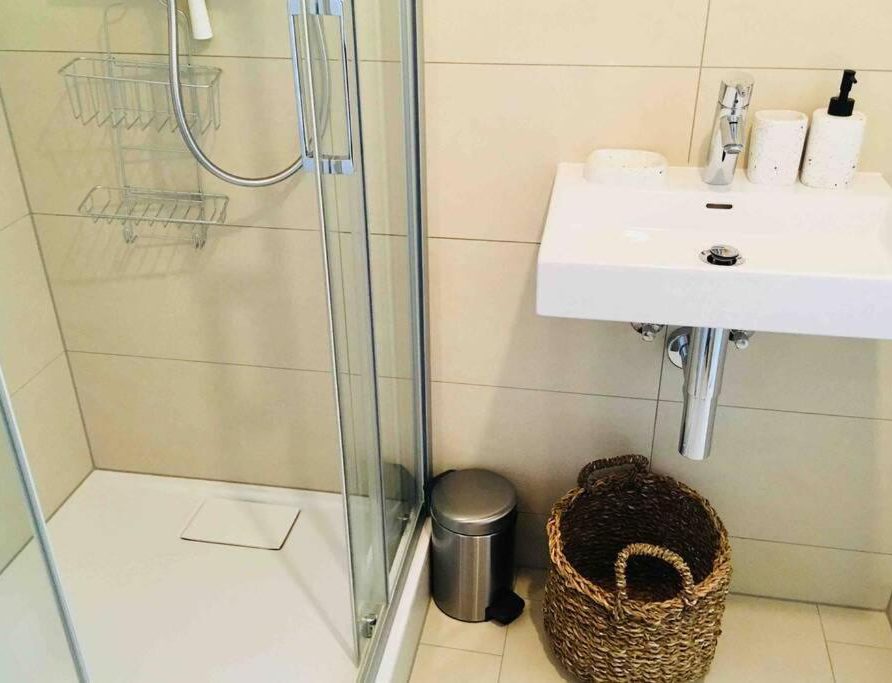 Homy Garden Flat - Bathroom