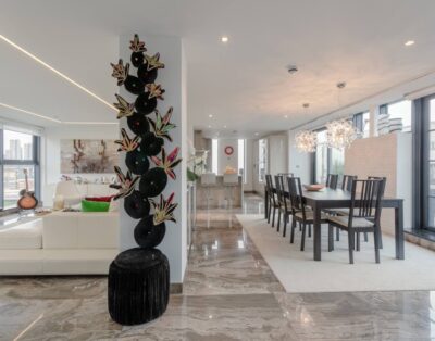 Stunning penthouse with private patio in Pimlico
