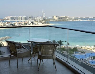 Ocean view luxury 1BR apartment in TiaraResidence