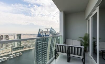 Business Bay Gem:1 bd apt with Scenic Canal Views