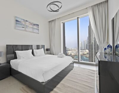 Astonishing Two Bedroom with Burj Khalifa Views