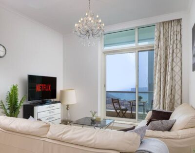 Amazing One Bedroom in Marina with Sea View