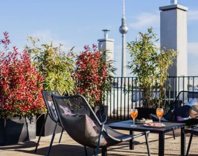 Two-Br Penthouse w/ 100m² Rooftop & view on Berlin