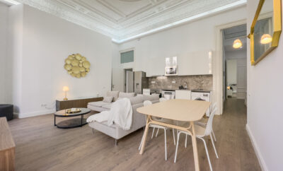 AMAZING FLAT IN RAMBLA CATALUÑA