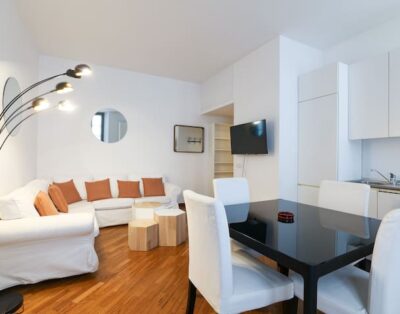 Charming San Babila Apt.