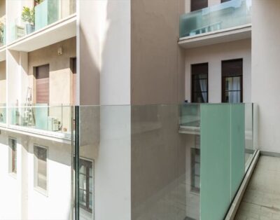 Bright & cozy 1 BR with balcony steps from Duomo
