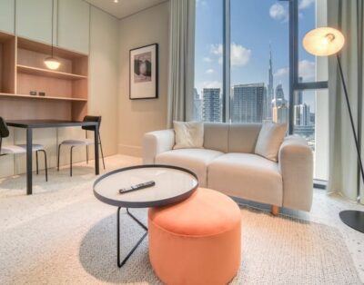 Chic Studio w/ Panoramic Burj Khalifa Views