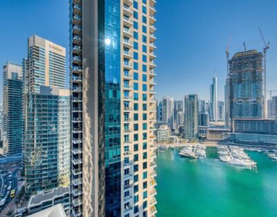 Dubai Marina Apartment with Amazing Views