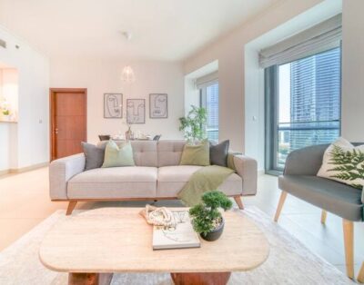 Trendy 2BR Downtown Apt, Steps from Burj Khalifa