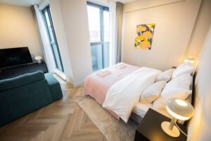 Studio serviced apartments with City view -KS71W