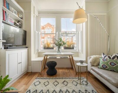 Loft Retreat-Ensuite Room In Welcoming Family Home