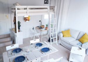 Studio with terrace next to Poblenou